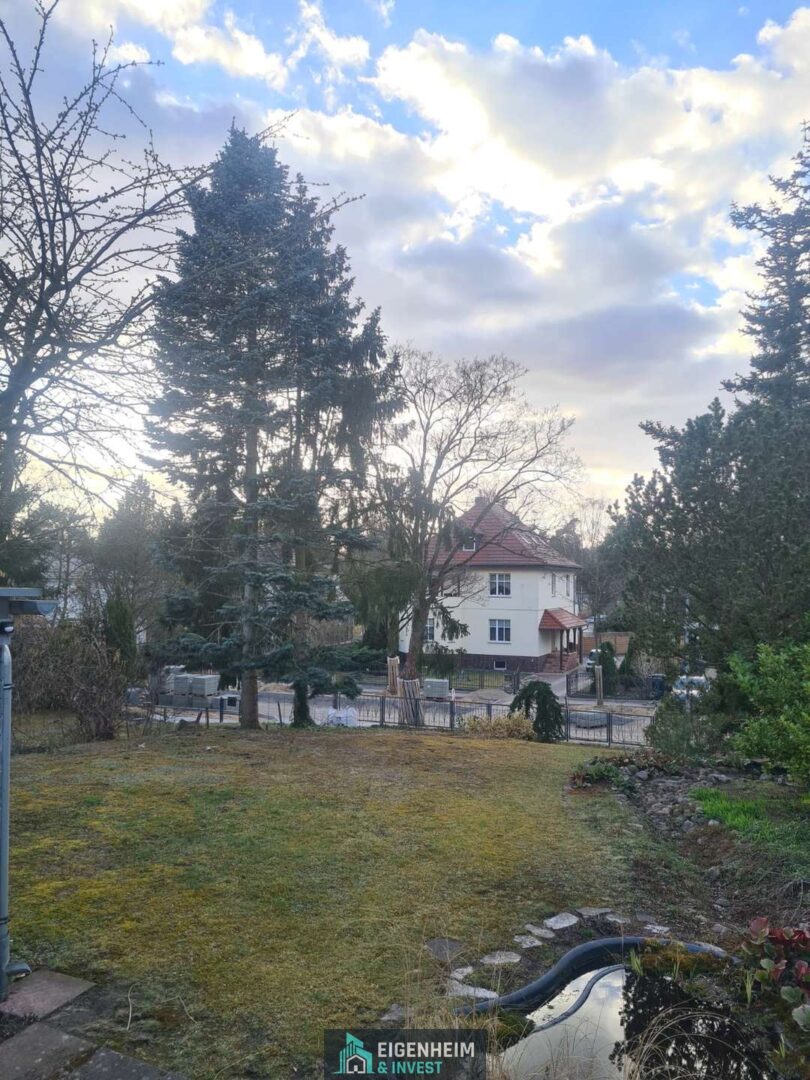 Grundstück